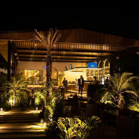 Vintclub Resort Lucknow Bagian luar foto