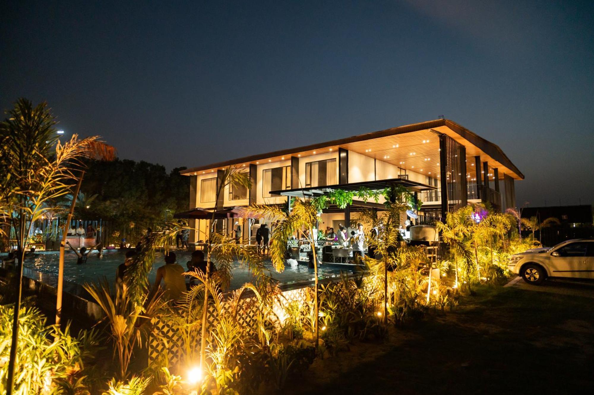 Vintclub Resort Lucknow Bagian luar foto